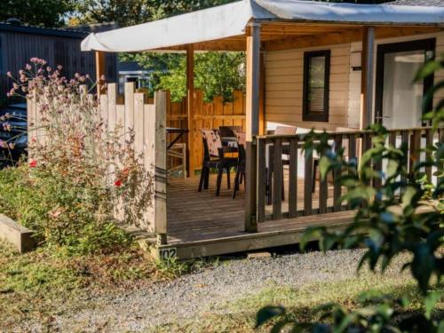2 bedrooms, 4 beds