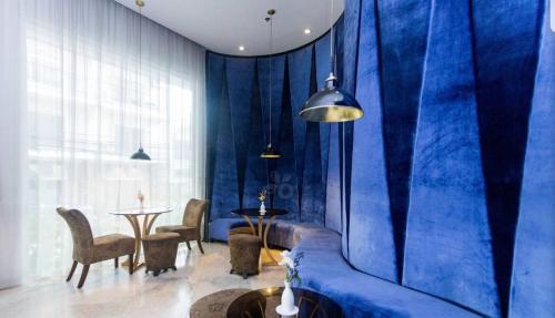 100m to walking st, clubs ,bars restaurants, 2 portable air-air-conditioners, - Angeles / Clark