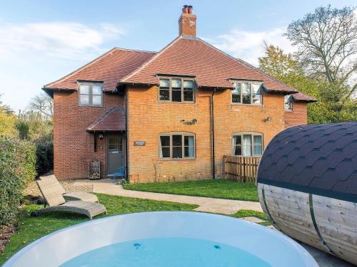 Exterior view, Meadowsweet Cottage-Ukc2458 in Swardeston