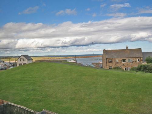 Exterior view, Harbour Lodge in Amble