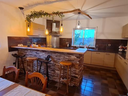 Gîte éco-village rénové, climatisé, animaux acceptés - FR-1-584-393 (Gite eco-village renove, climatise, animaux acceptes - FR-1-584-393) in Mars-la-Tour