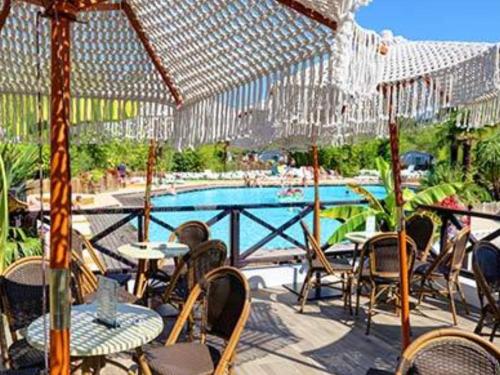 Mobil home confortable avec terrasse - API-1-52-1614 in 美索