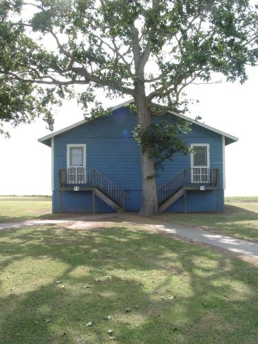 Virginia Landing Camping Resort Cabin 17 thumb 2