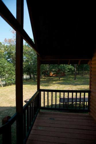 Arrowhead Camping Resort Loft Cabin 20