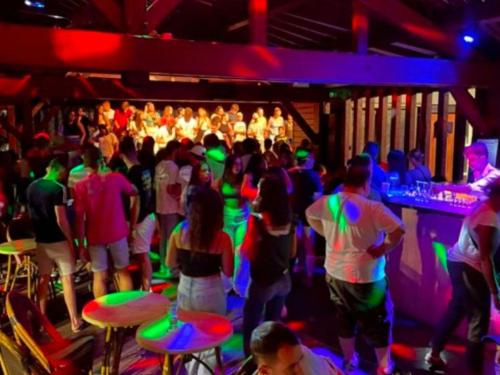 Mobil Home Famille 6 Pers. avec Terrasse - API-1-52-1644 in 美索