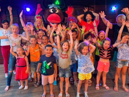 Mobil-home 6pers avec terrasse, Mézos - API-1-52-1625 (Mobil-home 6pers avec terrasse, Mezos - API-1-52-1625) in 美索