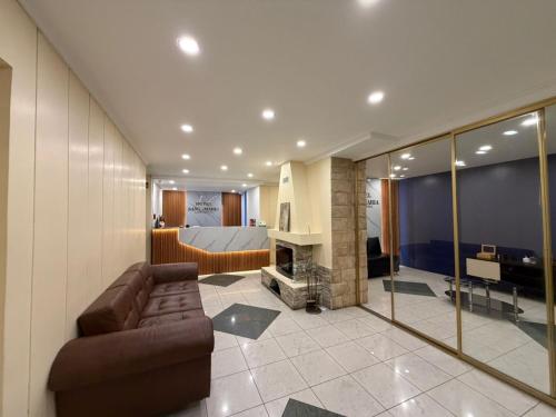 Létesítmények, Hotel Santamaria en quito in La Carolina