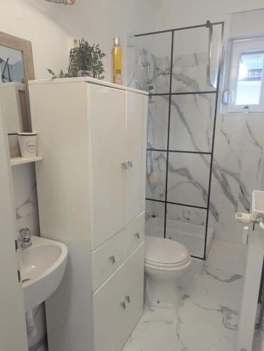 Studio apartman DINO z balkonom in Рогатек