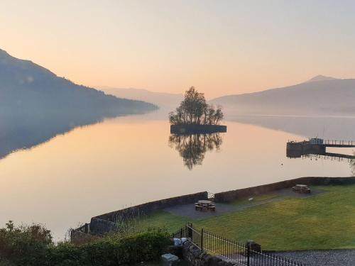 Lochside House – Stirling