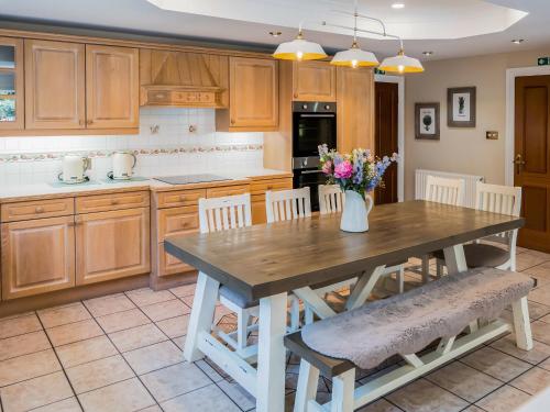 Kitchen, The Farmhouse At Ream Hills in Staining and Weeton