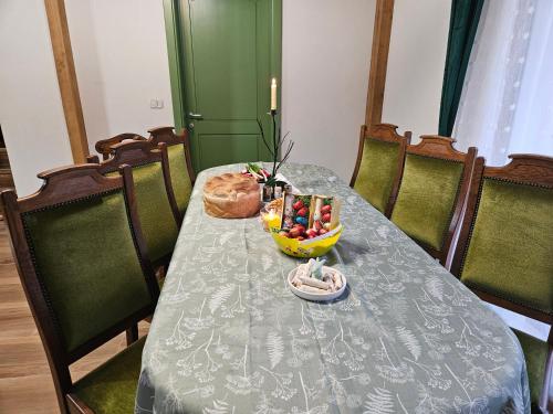 Iekārtas, Casa din fagi in Munună