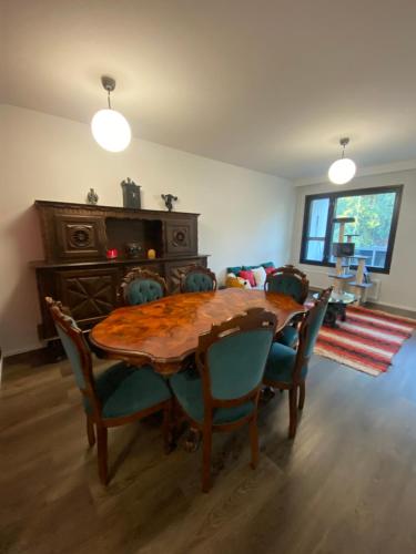 Shared lounge/TV area, Homestay in modern apartment in Kannelmäki