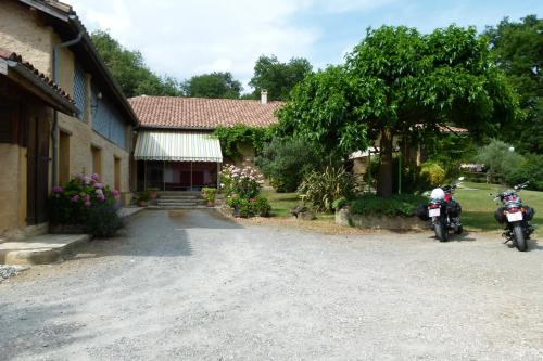 Chambre chez l'habitant dans maison typique gersoise
