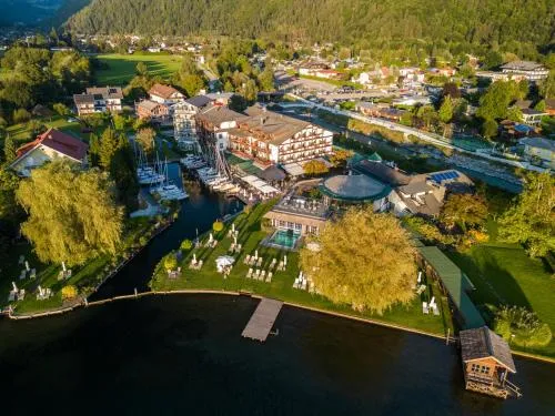 Hotel Seefischer - Finest Hideaway in Döbriach, Österreich
