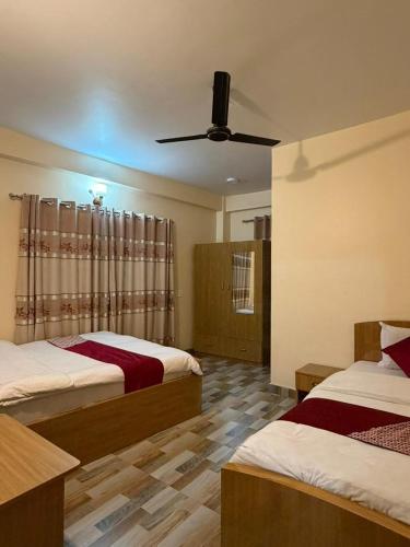 HOTEL FORESTWAY Hostel & Backpackers – Pokhara, FL