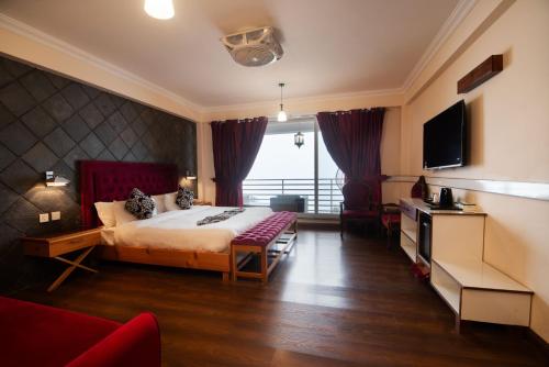 Hotel Hilla and Apartments Nathia Gali - image 3