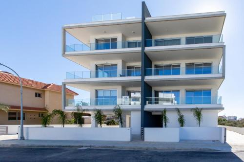 Viesnīcas āriene, BlueBell Limassol Suites in Kato Polemidia