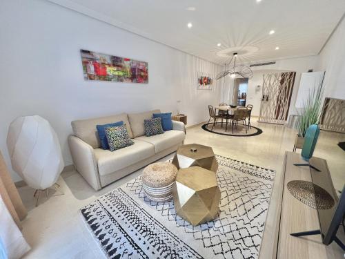 8 - Apartment with garden in La Mairena, Ojen – khách sạn tại Cala Golf
