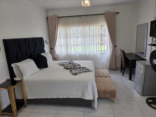 Tranquility Guest House in บูลาวาโย
