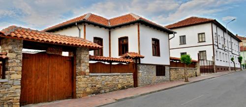 Viesnīcas āriene, Guesthouse Dryanovo in Dryanovo