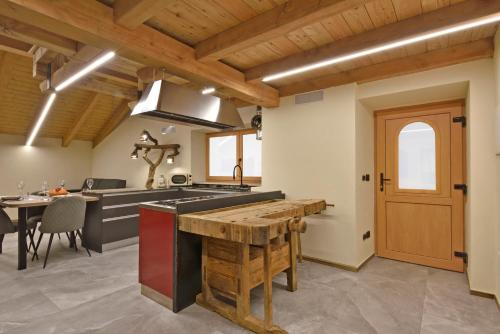 Pubi/sohvabaar, ArtiStone - "The Modern Loft" - Nature and Relax in Saint-Christophe