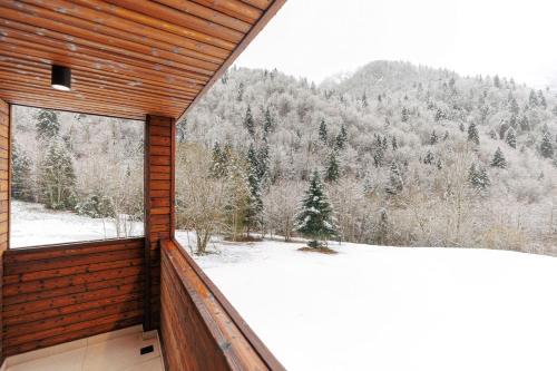 Mountain Retreat by Dukley in Drpe