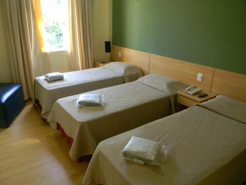 Standard Triple Room image 9