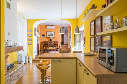 kuchyně, Casa Manzi Apt 1 - Happy Rentals in Sala Comacina