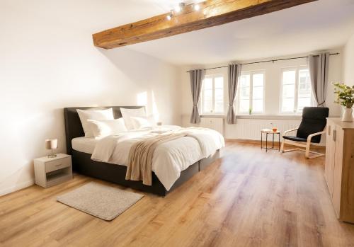 RAHA Apartments - moderne 3 Zimmerwohnung - Direkt am Domplatz - Balkon - Vollausstattung in Erfurt, Deutschland