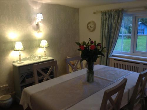 Birtles Farm Bed and Breakfast - image 2