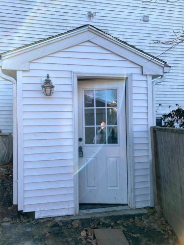 Walk everywhere location, subway, center, Newer Apt, sleeps 4-Newton Centre in Newton (Massachusetts)