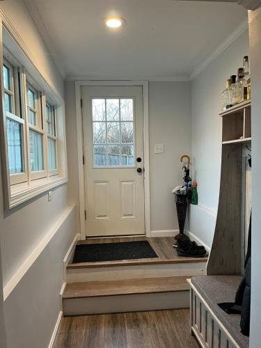 Walk everywhere location, subway, center, Newer Apt, sleeps 4-Newton Centre in Newton (Massachusetts)