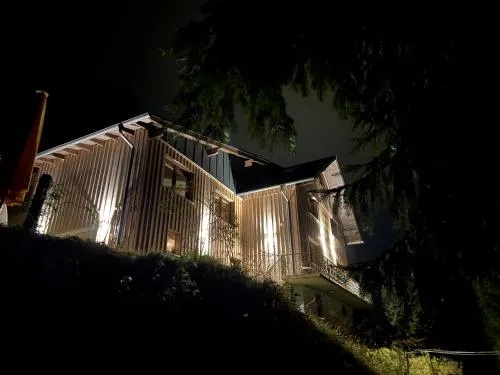 Haus am Erzbach - Ferienwohnung mitten in der Natur in Eisenerz, Österreich