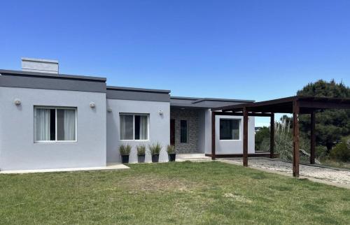 Casa familiar en Costa Esmeralda Barrio Deportivo