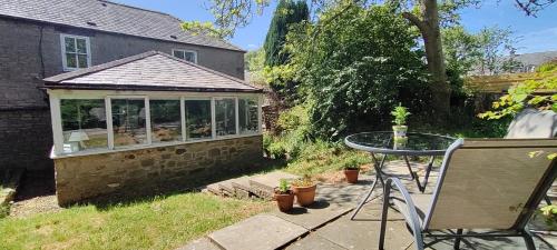 Aed, Carpenters Cottage near Hadrian's Wall in Great Whittington