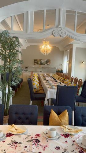 Hotel & Restaurant Bellevue Schmölln - image 30