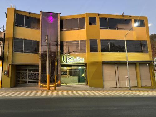 Hotel Azomali plus in Tula De Allende