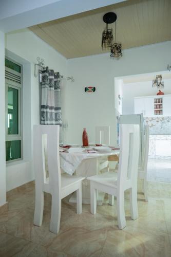 The city Block Apartment in Μπουζουμπούρα