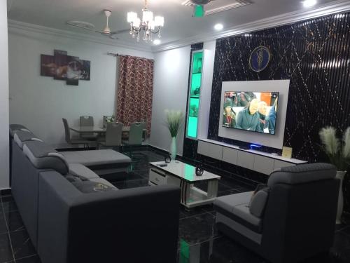 EMA Apartment in มัลลัม