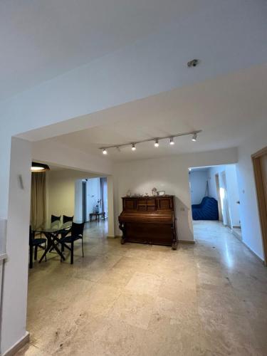 schneider villa- נופש יהודי בין הרי הגליל in Kfarhošena