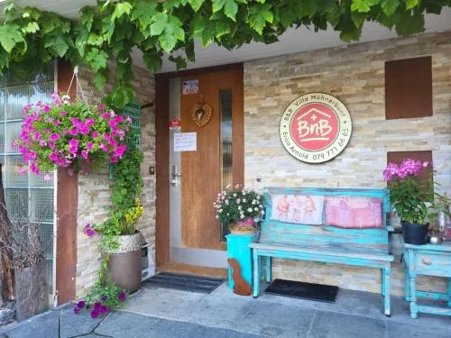 Villa Hühnerbunt Erica Arnold 5737 Menziken in Menziken, Schweiz