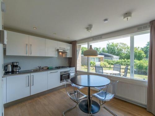 Cucina, Garnekuul 73 home for 4-guest in Callanstoog in Callantsoog