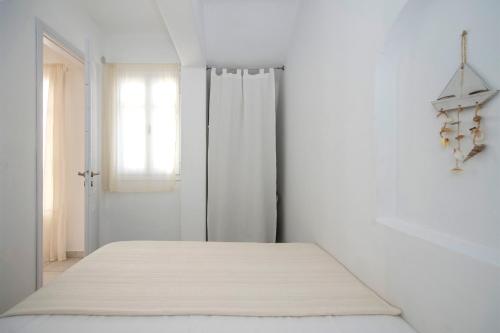 Cleopatra Seaside Homes, Logaras, Paros