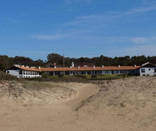 DragaInn - Frente al Mar en gran parque con piscina