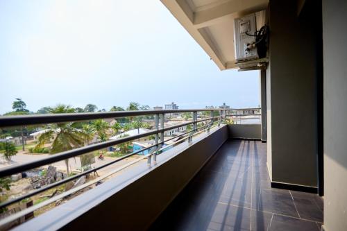 Helena Home - Kribi in 克里比