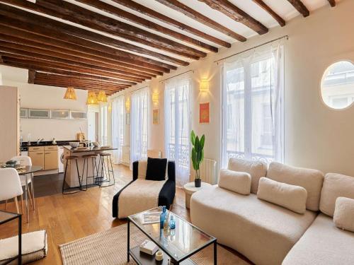 Superb Apartment Center of Paris Le Marais