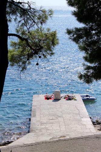 Apartments with parking space Hvar - 25144 - image 2