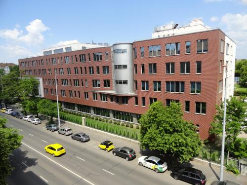 Arena Apartment - image 12