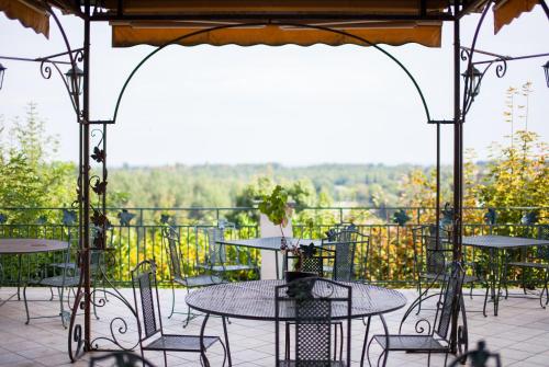 設施, Hôtel L'Yeuse - Teritoria (Hotel L'Yeuse - Teritoria) in 沙托貝爾納爾