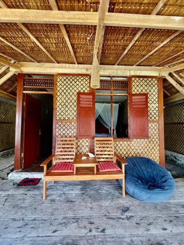 Gibran Dive Guest House - Tap to explore photos